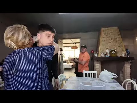 Видео: Пришёл Адам .Накрыла стол .Вся сЕмья вмЕсте