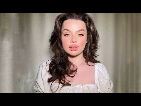 Видео: СЕКРЕТ ГУБ АНДЖЕЛИНЫ ДЖОЛИ  | МАКИЯЖ АНДЖЕЛИНЫ ДЖОЛИ