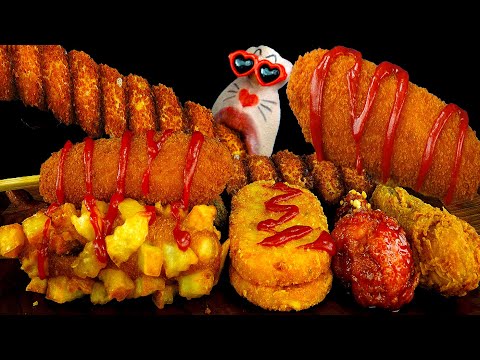 Видео: ASMR MUKBANG :) Различные сырные колбаски, хлеб и курица