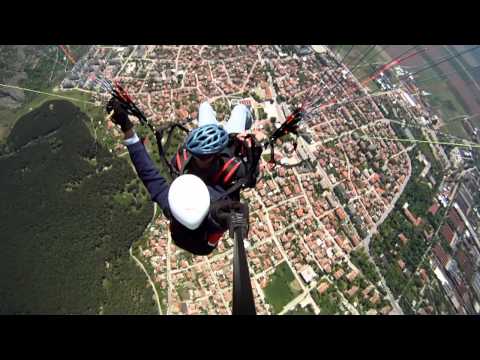 Видео: Полет за двама с парапланер Сопот Paragliding tandem flight Bulgaria