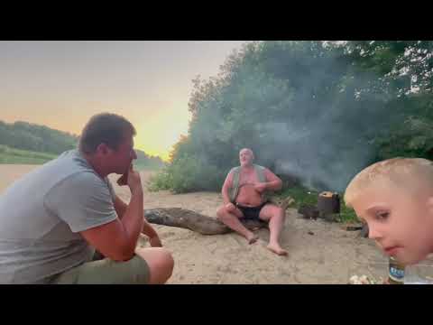 Видео: Отдых с палатками на Оке/ Истории туриста/ неожиданна встреча Часть 2