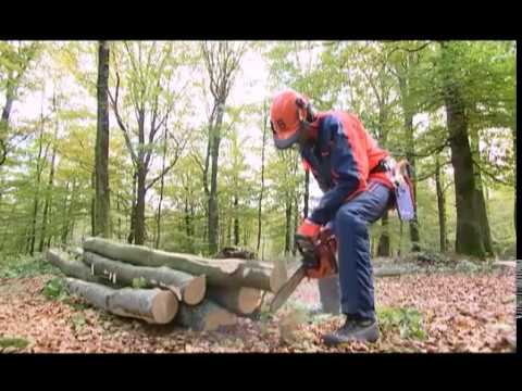 Видео: Видео инструкция по работе с бензопилами Husqvarna