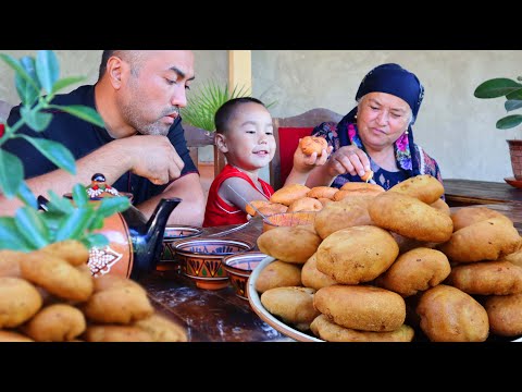 Видео: Вкусные пирожки, которые приготовила мама | Delicious pies that mom cooked