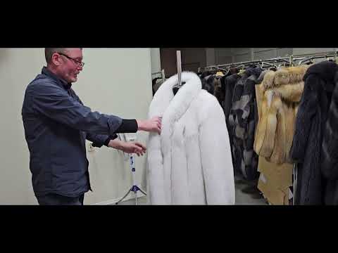 Видео: ВЗВЕШИВАЕМ ШУБЫ ИЗ МЕХА ПЕСЦА