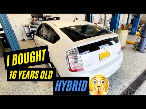 Видео: Toyota Prius 2-го поколения с большим пробегом — осмотр и техническое обслуживание