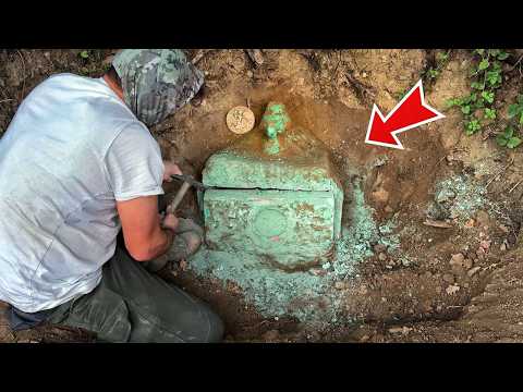 Видео: Великая охота за сокровищами❗️ Мы нашли огромное 1000-летнее сокровище с помощью металлоискателя!