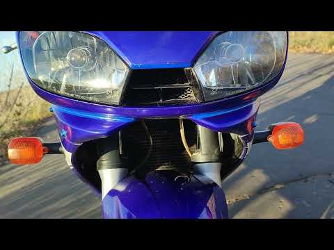 Видео: Yamaha YZF R6 1999 детальный обзор