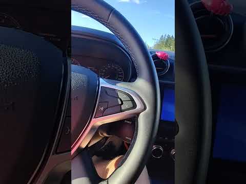 Видео: Стар немски/японски премиум или нова бюджетна кола? 