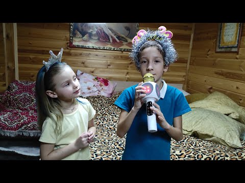 Видео: С Новым годом МАМА, ПАПА, весь МИР !!! Пусть к Вам всегда прилетает Дед Мороз )))