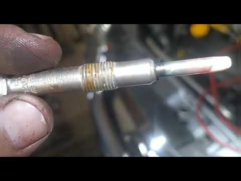 Видео: Opel Vectra C 1,9 двигун Z19DT,перевірка свічок накалювання і які мають бути.