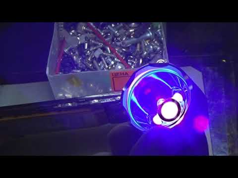 Видео: Мощный УФ фонарь для восстановления маски. Powerful UV lamp to restore the mask