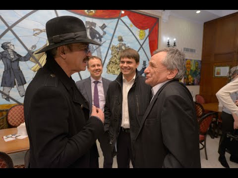 Видео: Парадокс об актёре. Документальный фильм о Рудольфе Фурманове