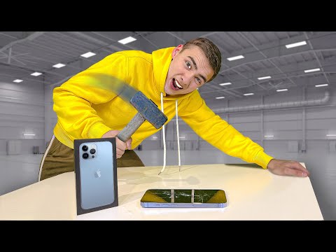 Видео: УТОПИЛИ Новый iPhone 13 Pro ! **За Нами Следит ХАКЕР**