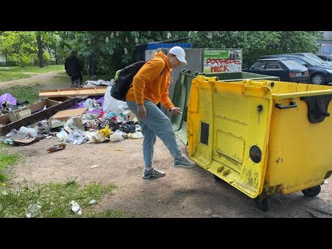 Видео: ДРУГ ПРОБУЕТ АСМР НА РАЙОНЕ