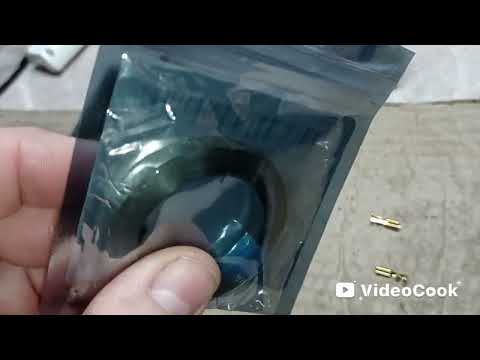 Видео: Замена аккумулятора машинки для стрижки Moser chromstyle pro