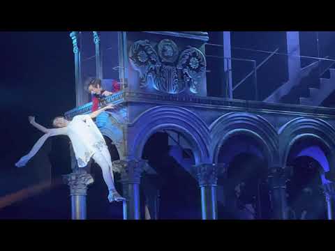 Видео: Мюзикл «РОМЕО VS ДЖУЛЬЕТТА» 10.01.2023. 19:00 - «ВЫЙДИ, ПРОШУ, НА БАЛКОН» (А. Казьмин, А. Чернышова)