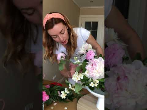 Видео: Как легко и быстро создать композицию на Лотосном кензане 6 см