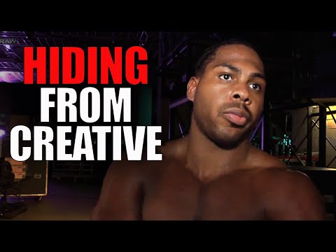 Видео: 10 рестлеров WWE, которым платили за то, чтобы они сидели дома