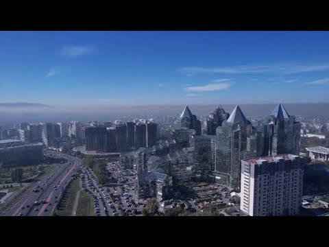 Видео: "Уходит больше половины зарплаты": алматинцы возмущены ростом цен на жилье