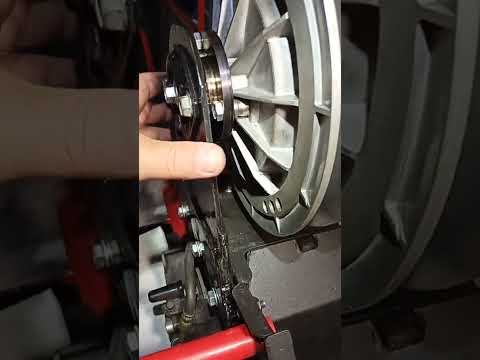 Видео: Снегоход Тунгус 600 Дополнительная опора вариатора