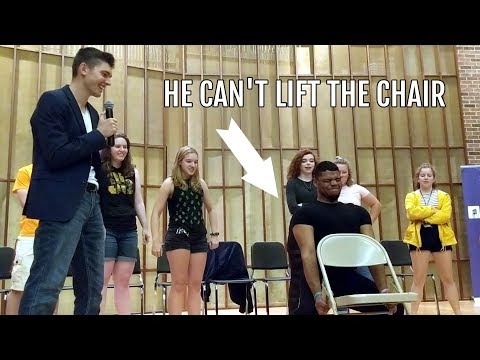 Видео: Загипнотизированные бодибилдеры с Уморительным поворотом событий | Шоу гипноза в колледже