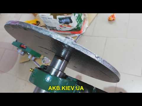 Видео: Как собрать ветряк с мотор колеса, ветрогенератор