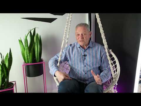 Видео: Как жена поддерживала дядю Мишу 30 лет пока он бизнесом занимался - чтобы не загнулся совсем