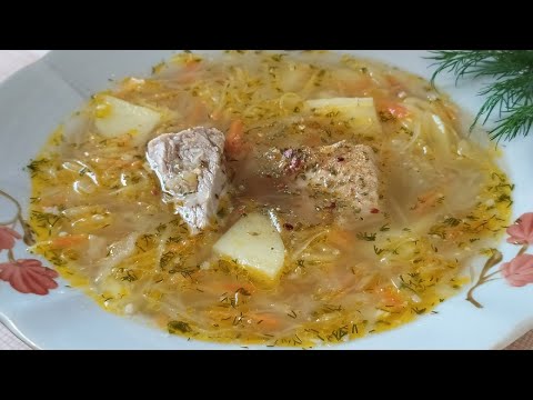 Видео: Бабушка научила! Щи из квашеной капусты со свининой!/Sauerkraut cabbage soup/