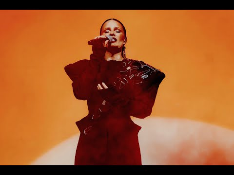 Видео: Ева Власова - Моя артистка (концертная версия)