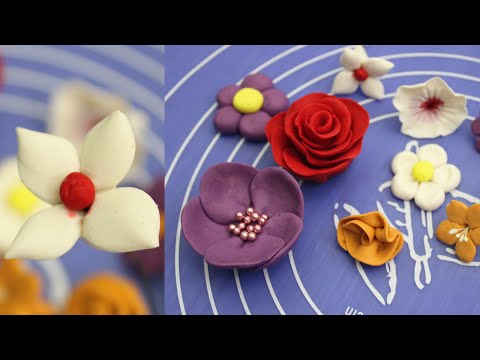 Видео: Как сделать цветы из мастики без формочки
