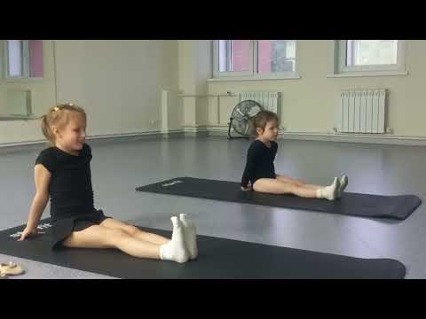 Видео: Маша на гимнастике1