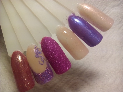 Видео: 6 способов блеска на гель лак, френч на гель лаке блеском. Блеск и гель лак лёгкие варианты.