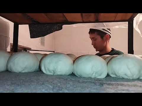 Видео: Шамшидин уулу Жуманазар (Гитарист Жуманазар)