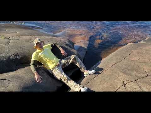 Видео: Петроглифы Онежского озера с Иваном Crazy гидом.
