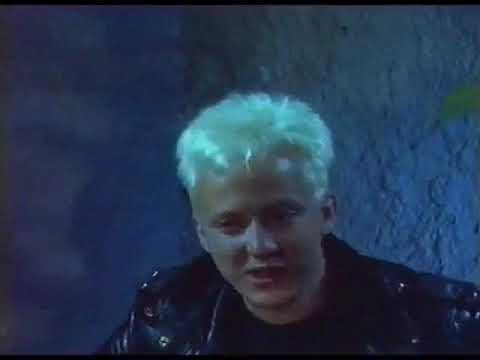 Видео: Вадим УСЛАНОВ — Танцы на воде (1990) (English subtitles)