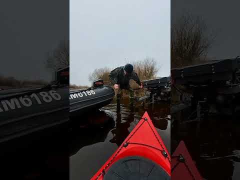 Видео: Осень, баня и каяки | История одного "тёплого" дня на даче.