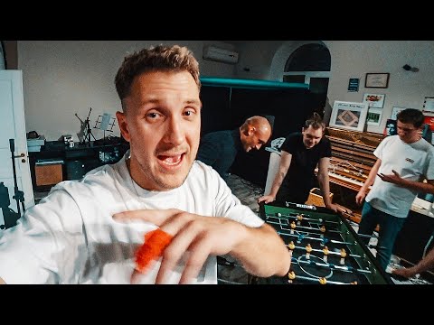 Видео: ХУДШИЙ НОВЫЙ ГОД! НОВОГОДНИЙ ЧЕЛЛЕНДЖ / Зашквар на корпоративе 2020