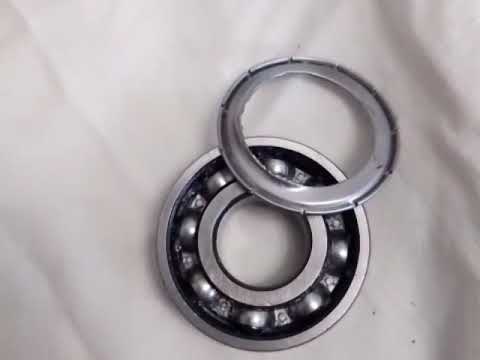 Видео: Простой ремонт# Замена подшипников барабана в стиральной машине Bosch WFF 1200 (1201).