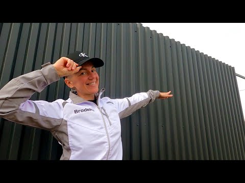 Видео: ЗАБОР ИЗ ПРОФЛИСТА ТОЖЕ МОЖЕТ БЫТЬ КРАСИВЫМ