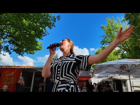 Видео: Каде сте Македончиња и Ја излези Ѓурѓо со Марија Пападинова-Станкиќ Велигден 2024 Берлин