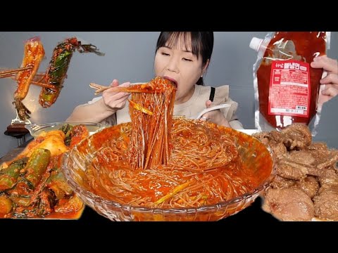 Видео: Новый острый нэнмён 🍜🌶 Свиные ребрышки 🥩 Огурец кимчи 🥒 Чонгак кимчи мукбанг