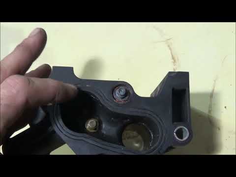 Видео: Замена выпускного фланца охлаждающей жидкости Форд Фокус 2 дв 1.6 100 л.с.