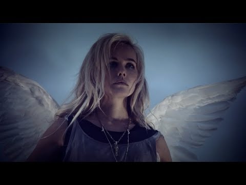 Видео: Вика Дайнеко - Крылья (Music Video)