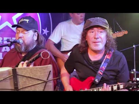 Видео: Владимир Кузьмин и Борис Булкин в RED STARS CLUB 2014