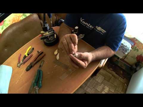 Видео: Самодельные воблера 3-я серия . Каркас и лопасть.