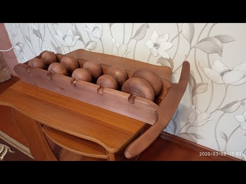 Видео: Тренажёр роликовый для спины.