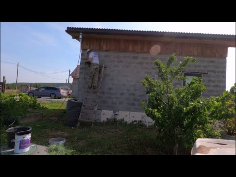 Видео: Ремонт трещины в стене  Сделал штробу под подсветку фасада бани.