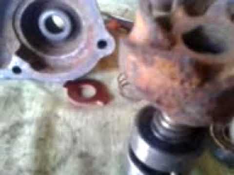 Видео: Видео № 2. ремонт водяного насоса (помпы) москвич 402, 407, 403, 408, 423, 410.