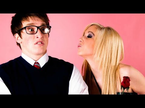 Видео: Женские истории о неудачных свиданиях