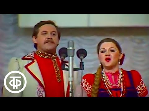 Видео: Русская народная песня "Коробейники". Поет хор русской песни Гостелерадио СССР (1991)